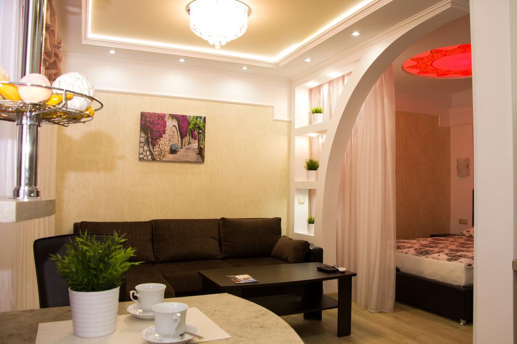 Apartment On "Mirgorod" Brest Buitenkant foto