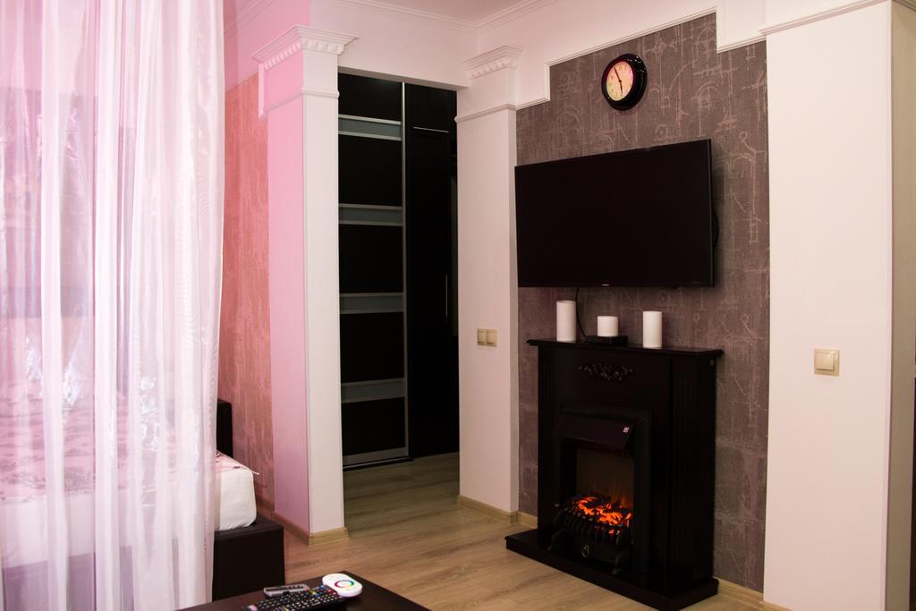 Apartment On "Mirgorod" Brest Buitenkant foto